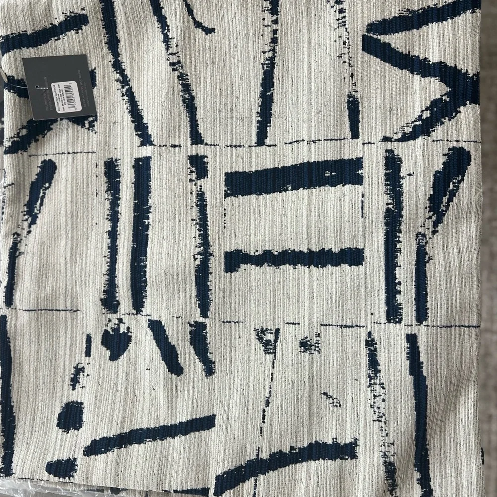 Restoration Hardware-Outdoor pillow covers Bella-Dura Sumi set of (4)